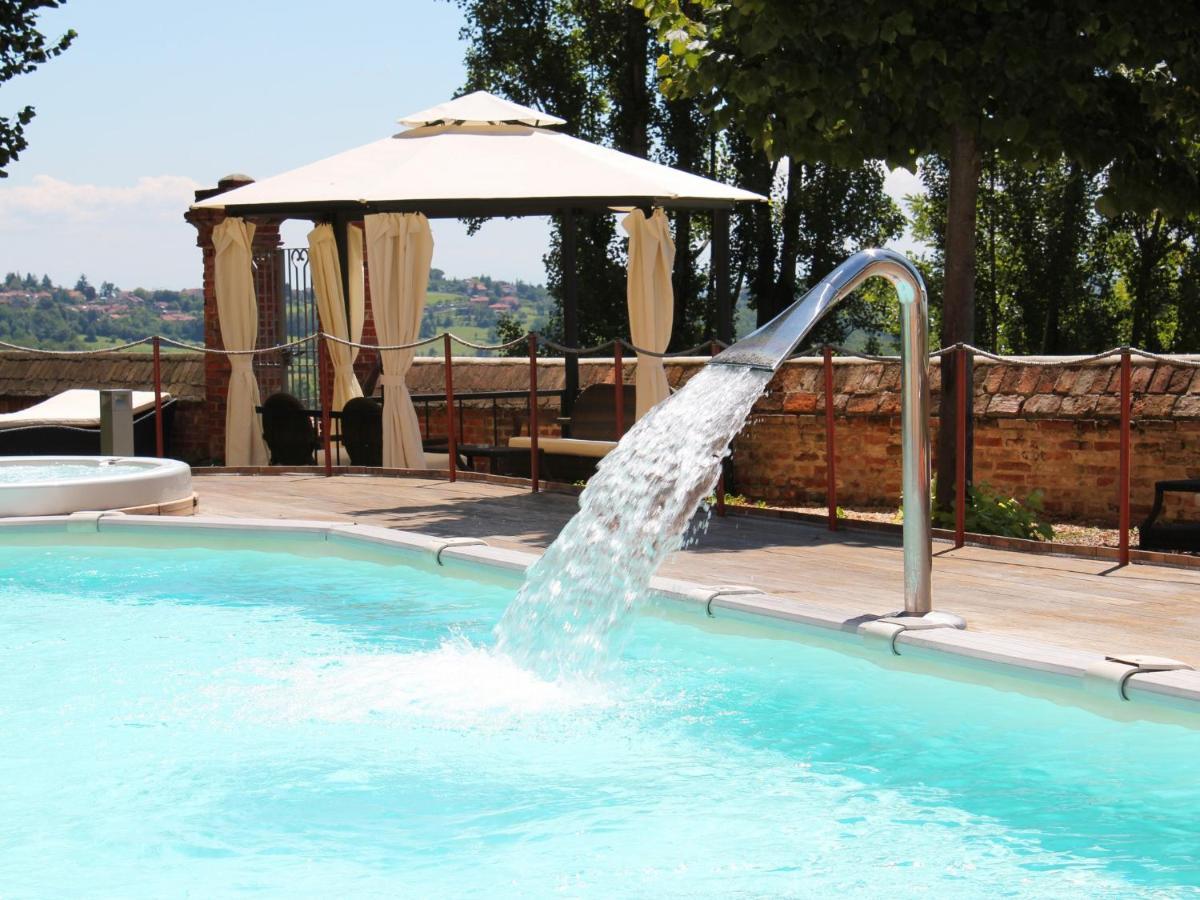 Montaldo Castle & Resort Montaldo Torinese Luaran gambar