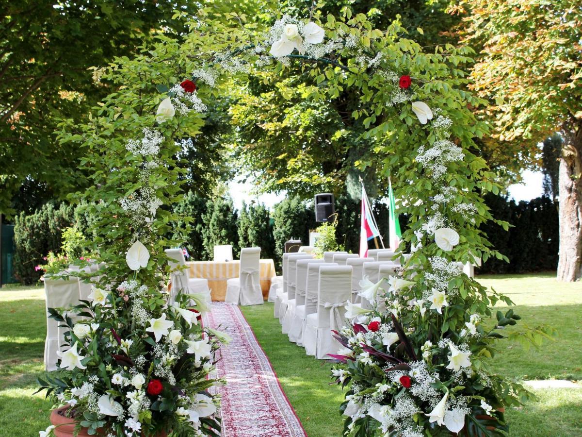 Montaldo Castle & Resort Montaldo Torinese Luaran gambar